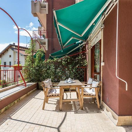 Apartament La Terrazza Brunate Zewnętrze zdjęcie
