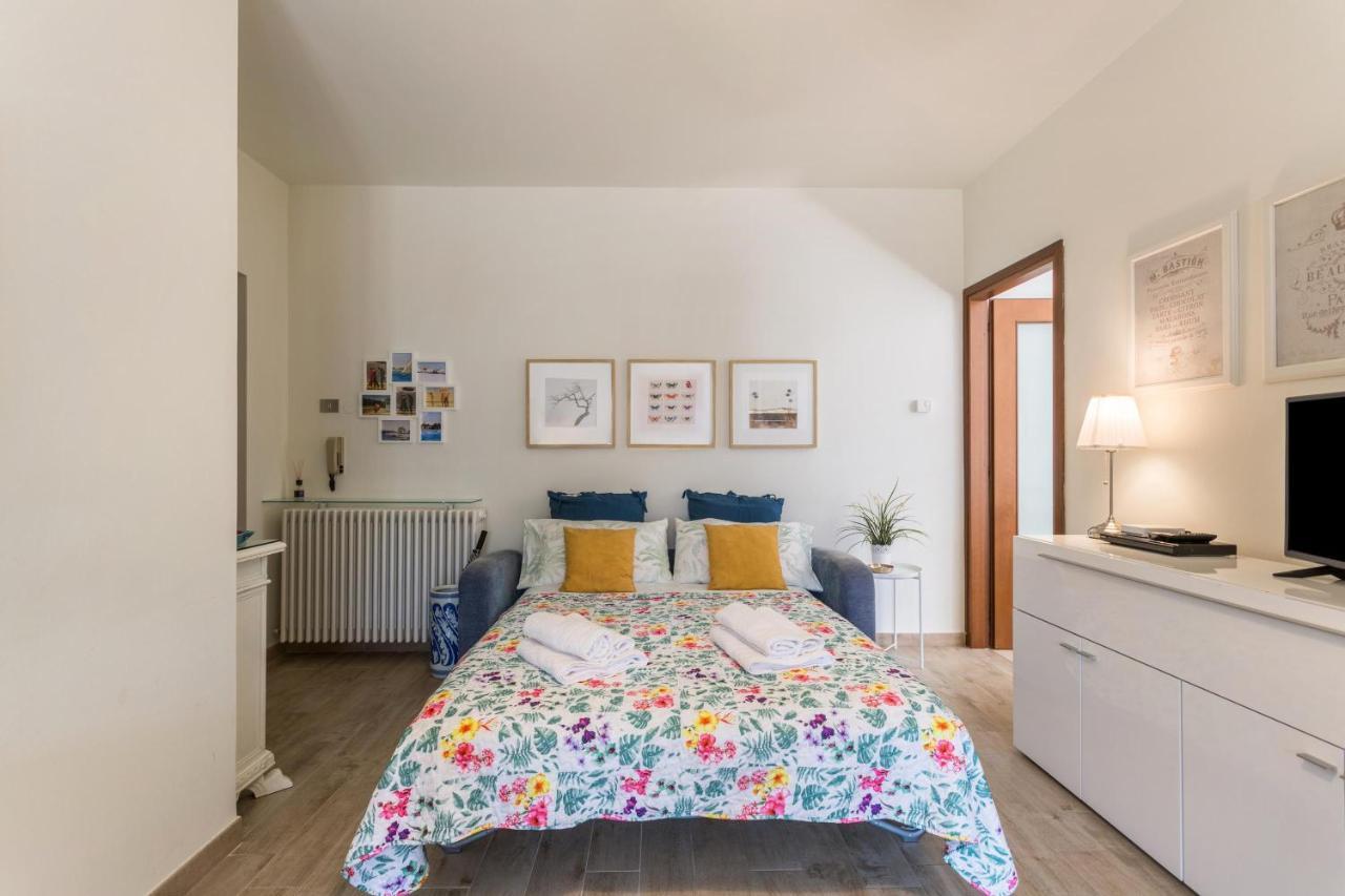Apartament La Terrazza Brunate Zewnętrze zdjęcie